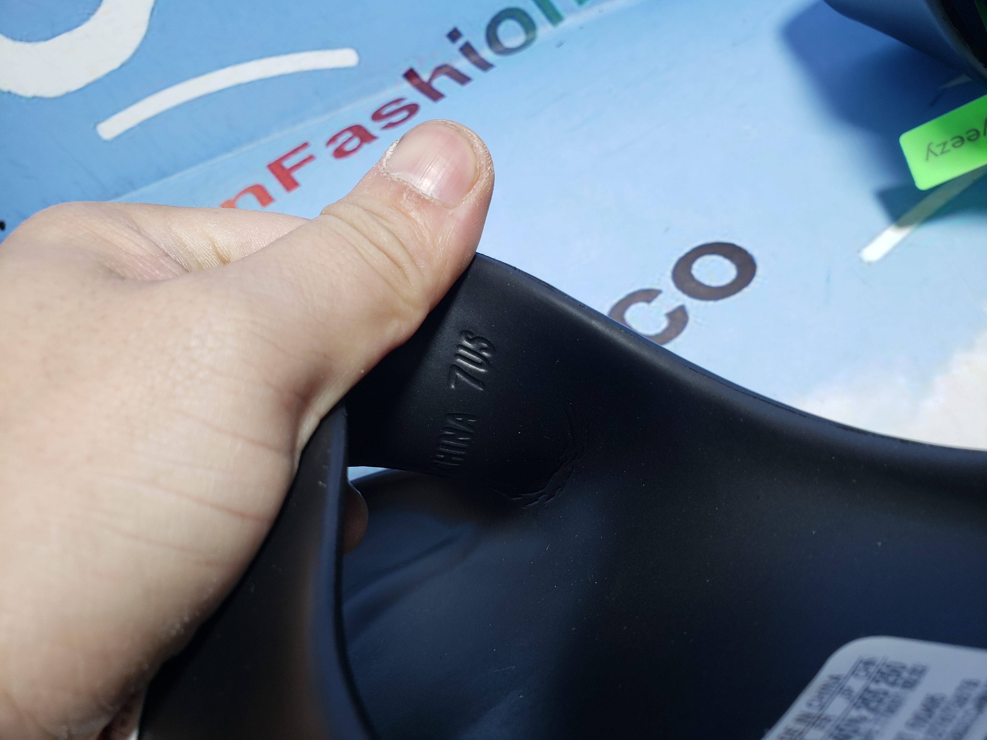 OG Yeezy Slide Black,FX0495