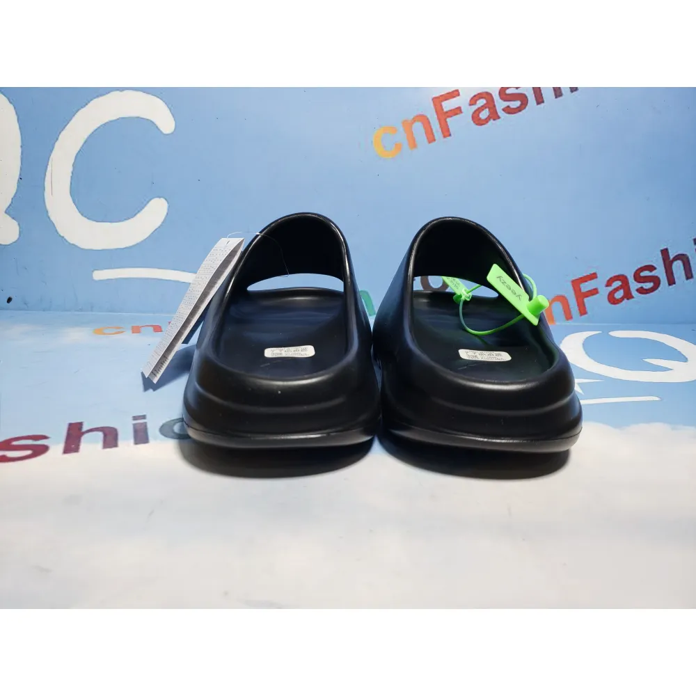 OG Yeezy Slide Black,FX0495