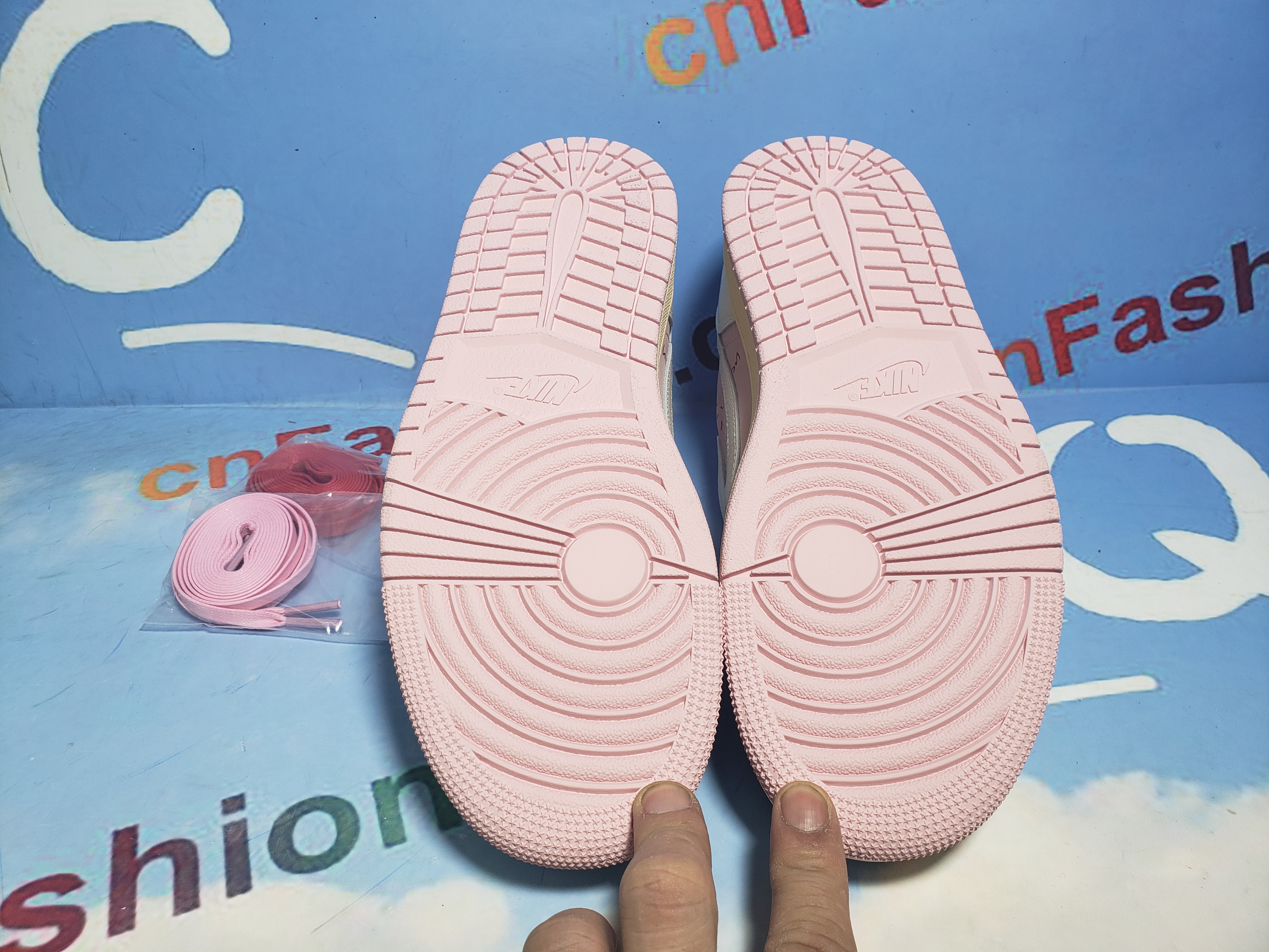 PKGoden Jordan 1 Low Travis Scott White Pink,DM7866-600