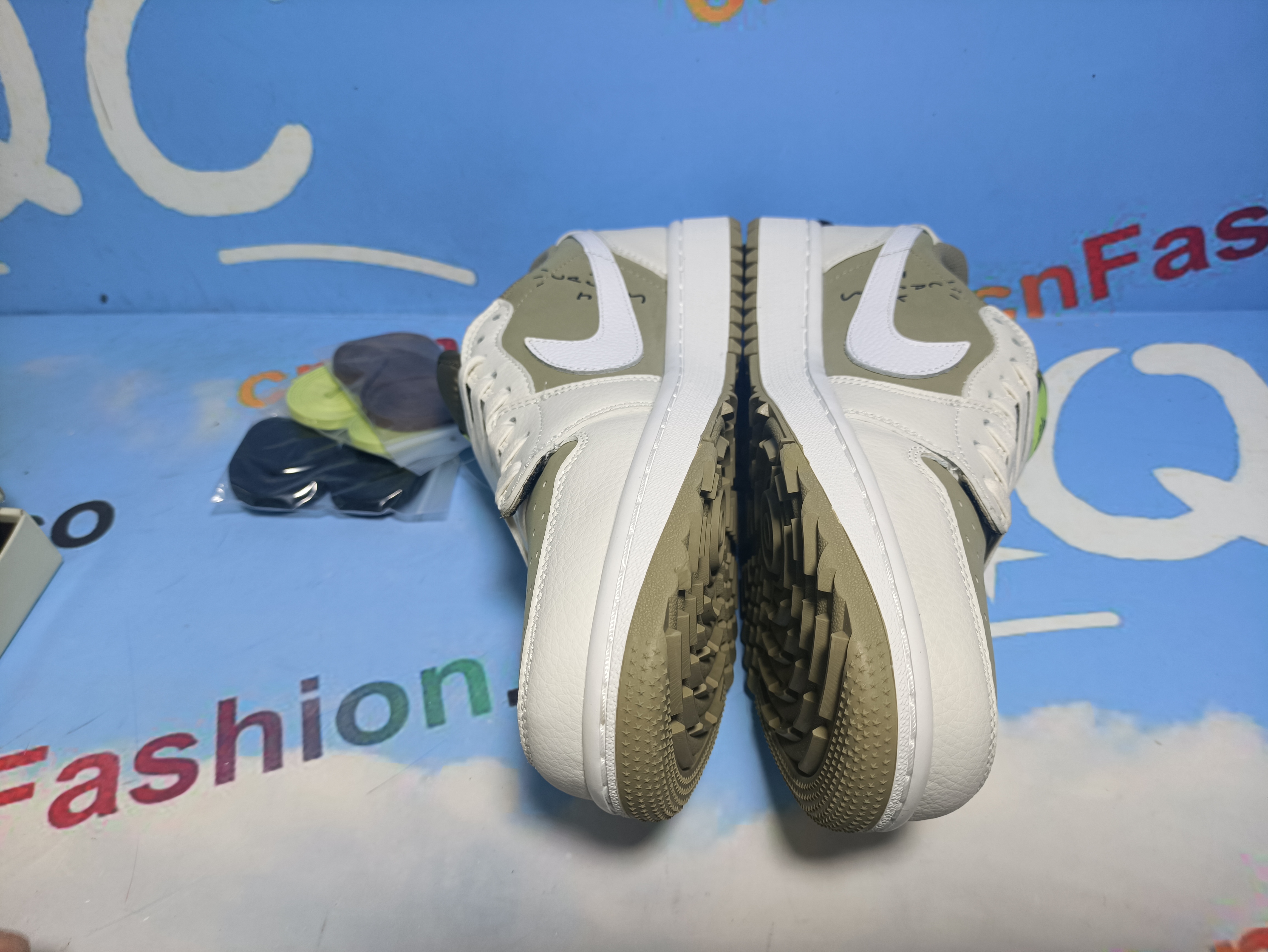 OG Jordan 1 Retro Low Golf Travis Scott Neutral Olive,FZ3124-200
