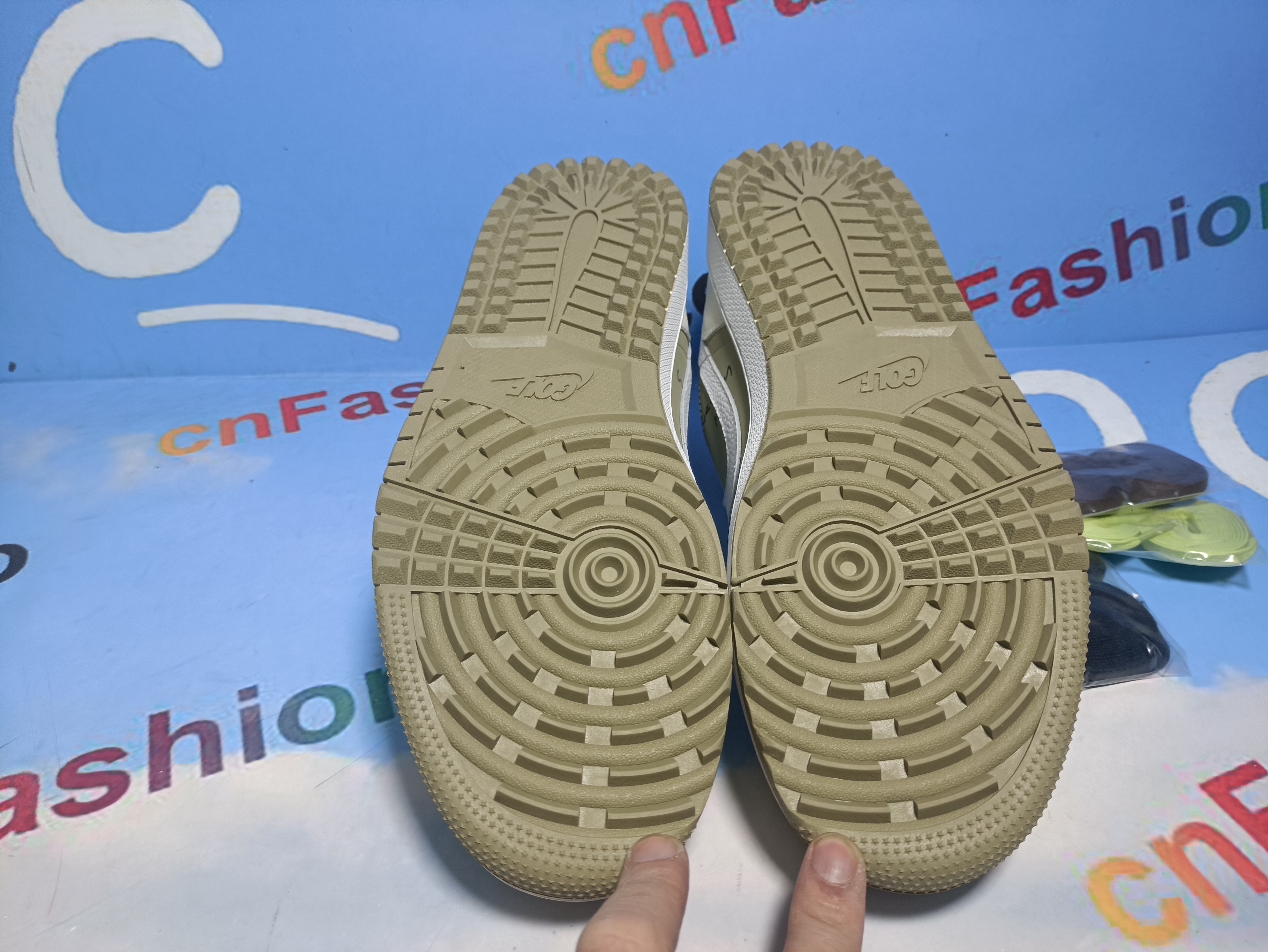 OG Jordan 1 Retro Low Golf Travis Scott Neutral Olive,FZ3124-200