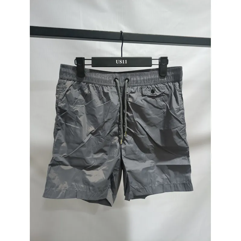 Moncler classic pocket logo woven Short Pants 1902
