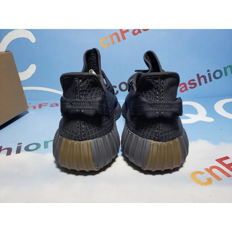 OG Yeezy Boost 350 V2 Cinder