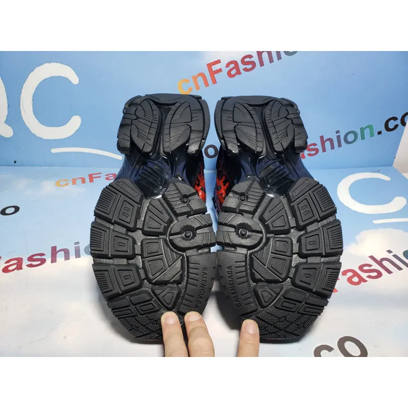 PKGoden Balenciaga 7th Runner Black And Red Characters 677402 W3RB1 0102