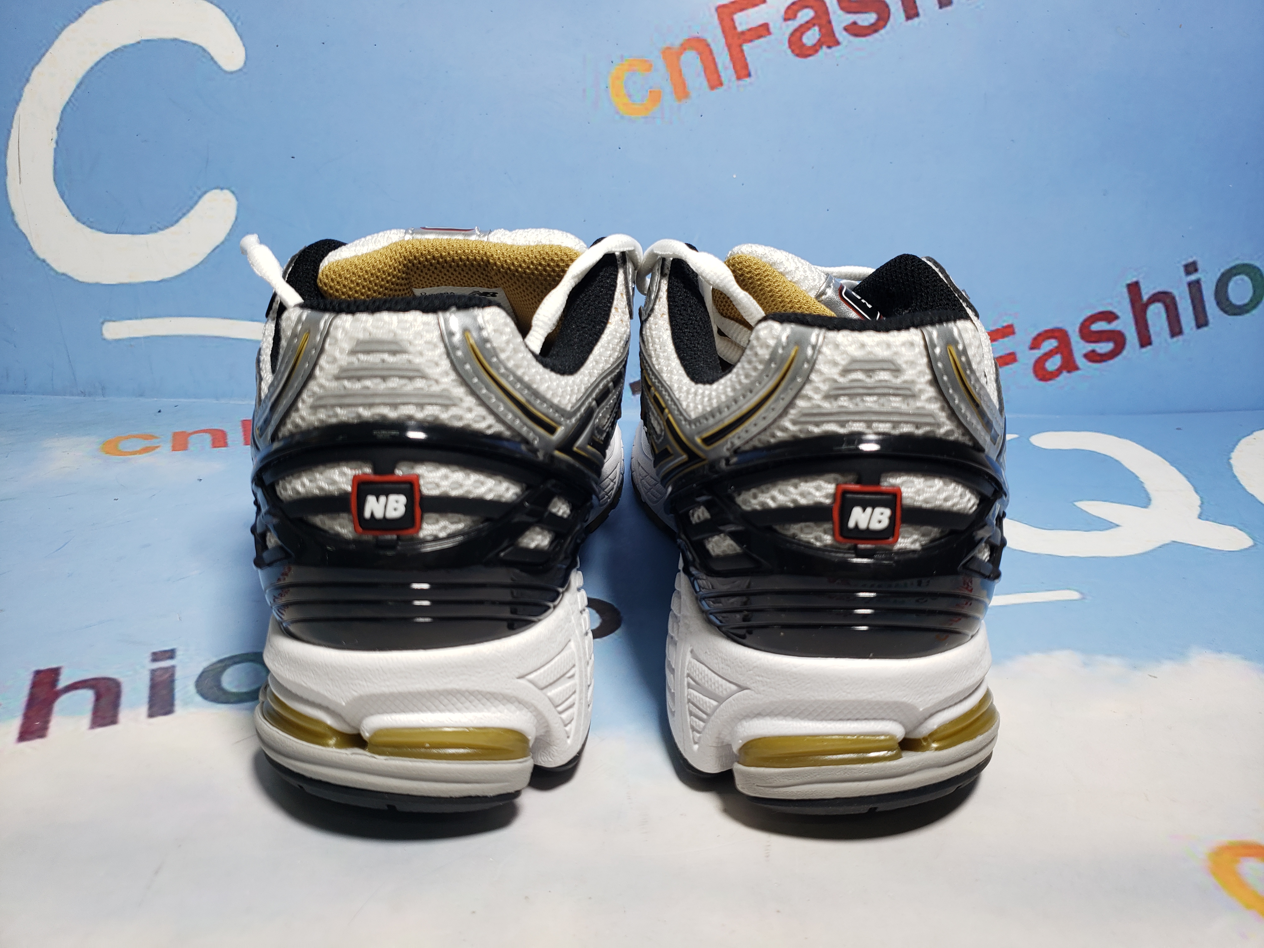 OG New Balance White Silver,M1906RA