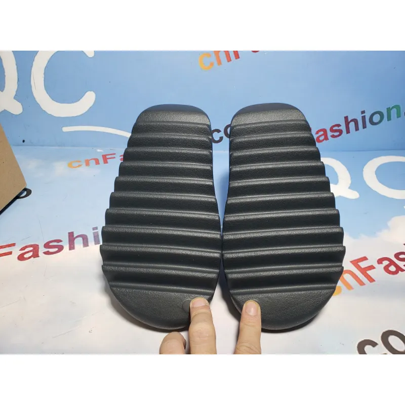 OG Yeezy Slide Granite Gun Po Wder,ID4132