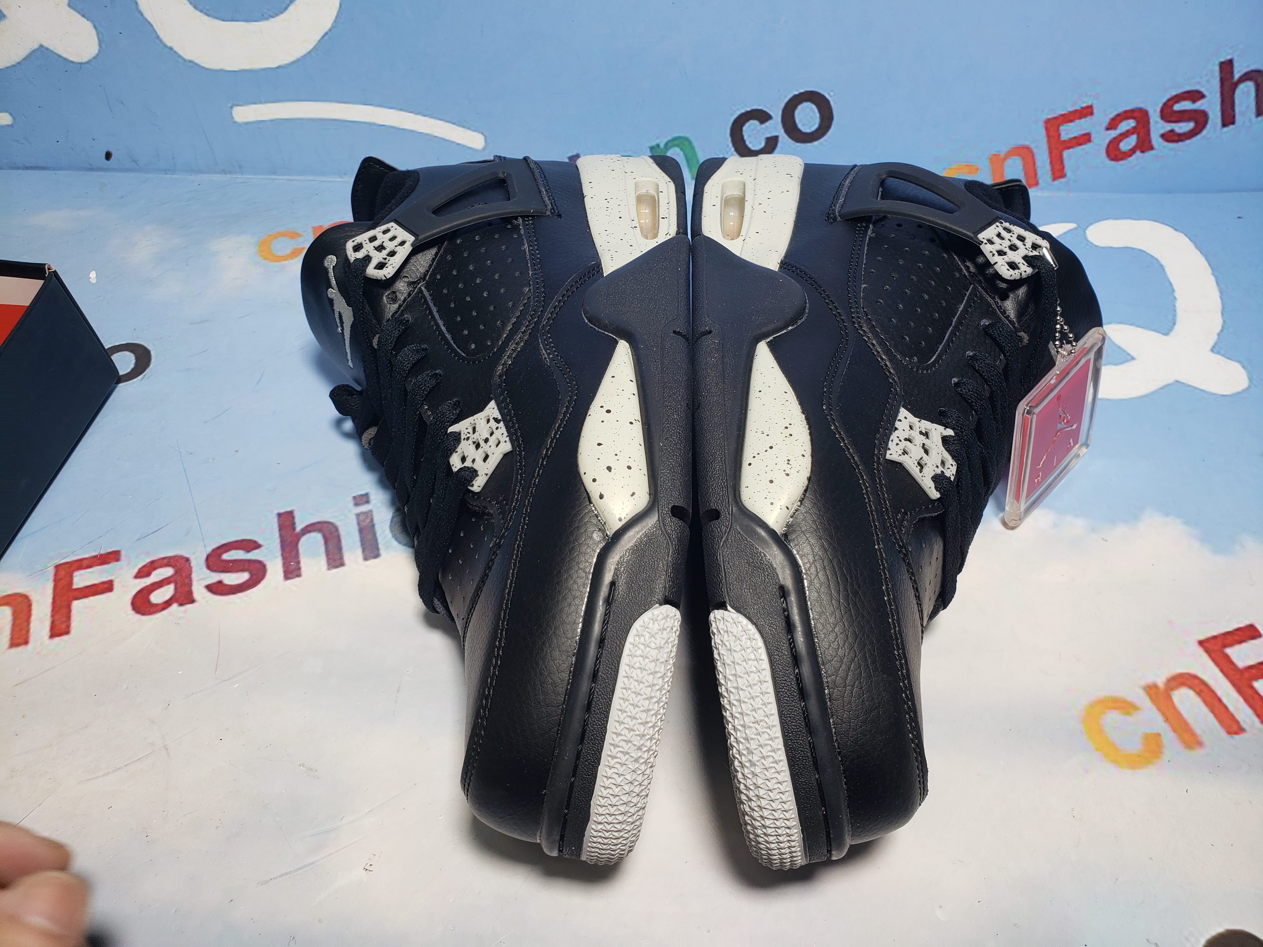 PKGoden Air Jordan 4 Retro Oreo (2015)