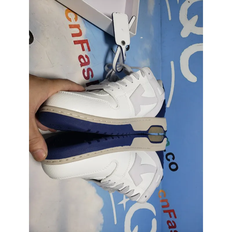 PKGoden OFF-WHITE Out Of White White and Blue Tail OMIA189F 23LEA005 0546