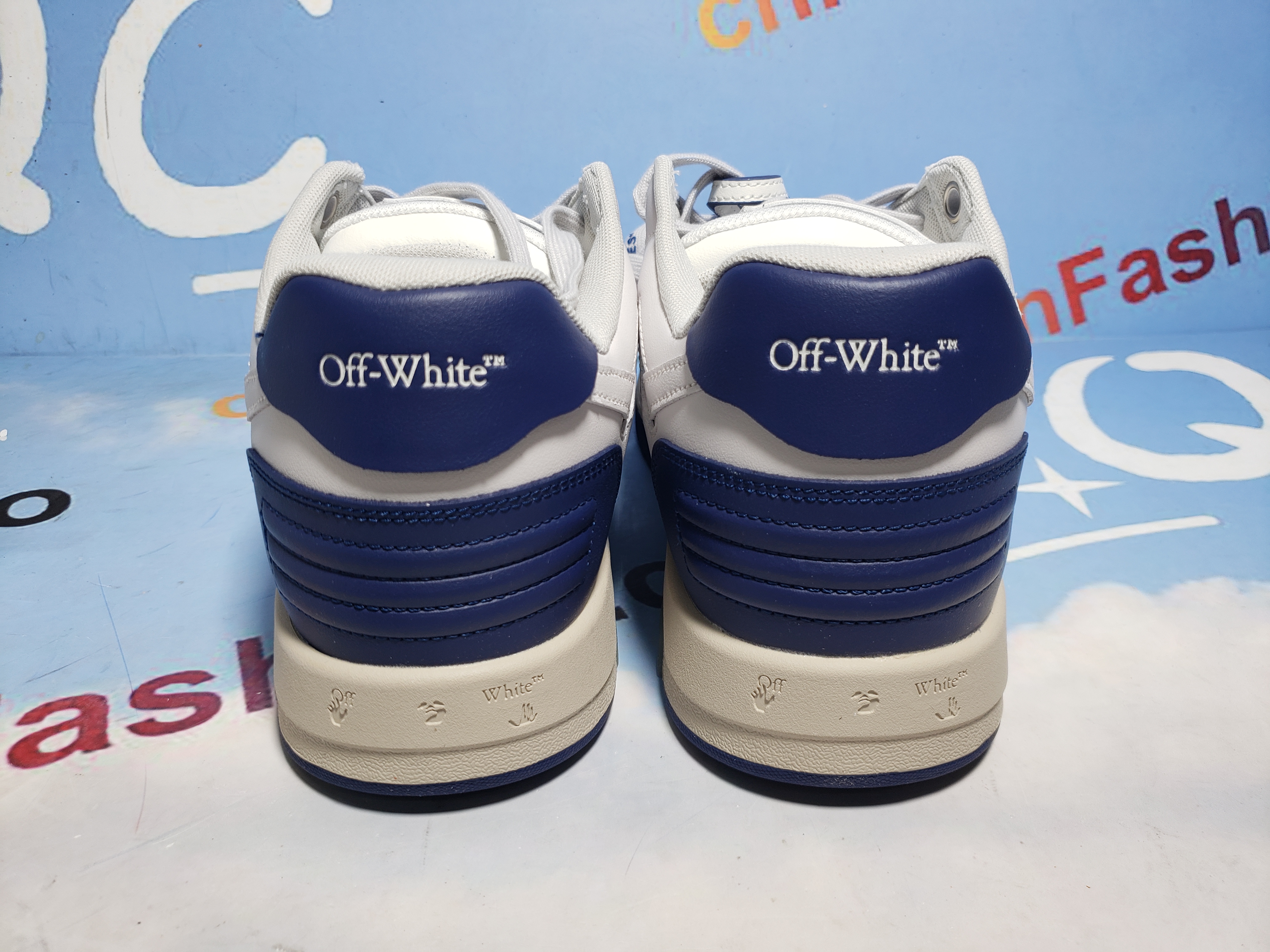 PKGoden OFF-WHITE Out Of White White and Blue Tail OMIA189F 23LEA005 0546