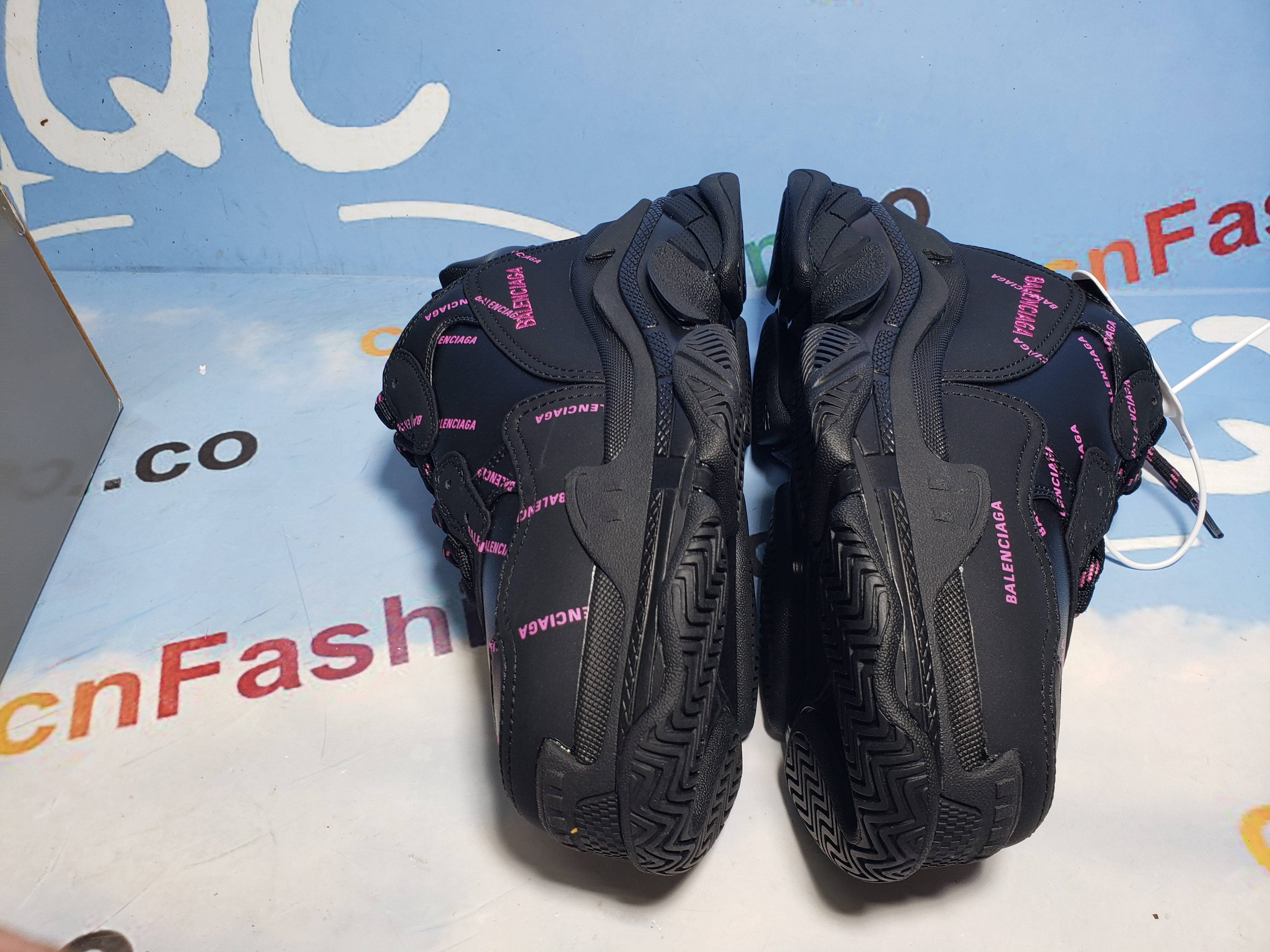 PKGoden Balenciaga Triple S Letter Black Pink 524039 W2FA1 1022
