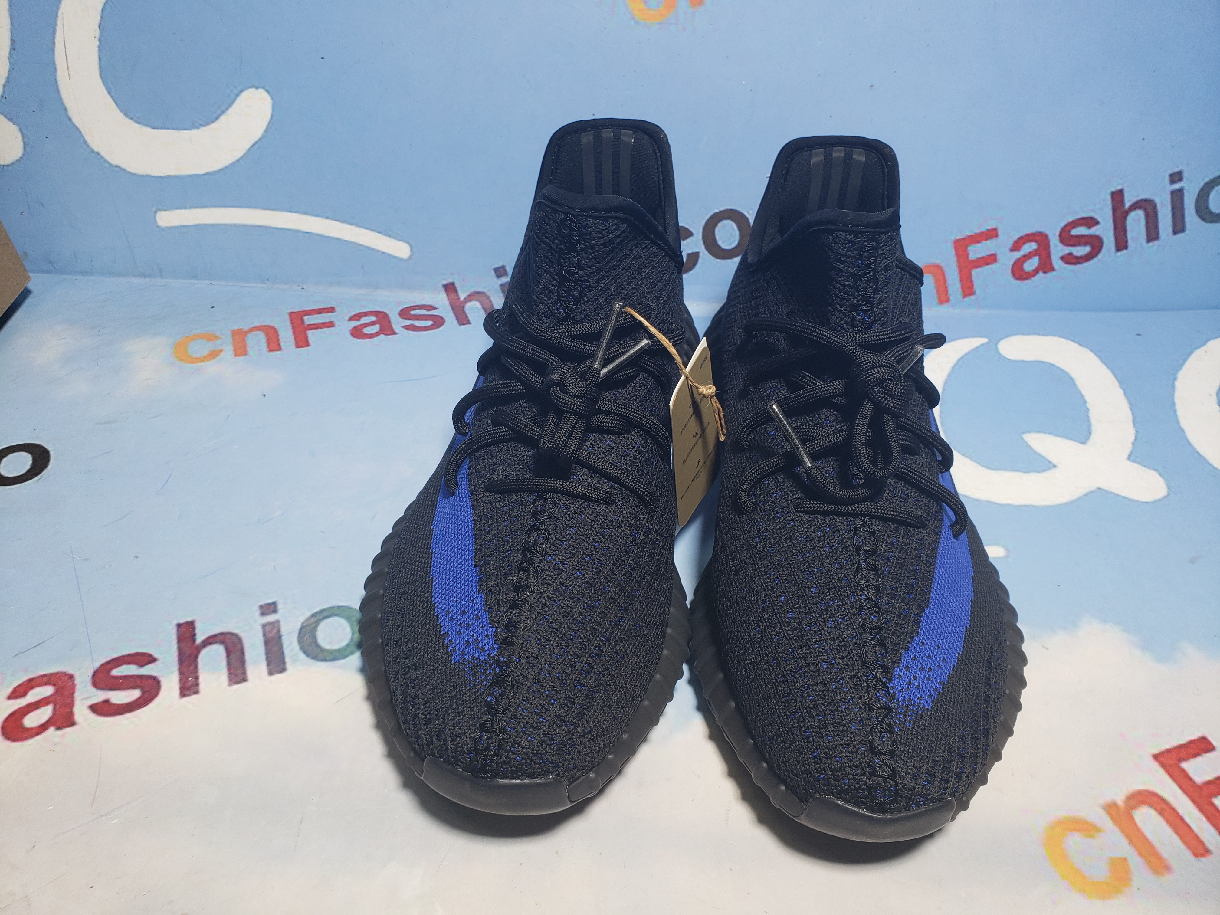 OG Yeezy Boost 350 V2 Dazzling Blue,GY7164