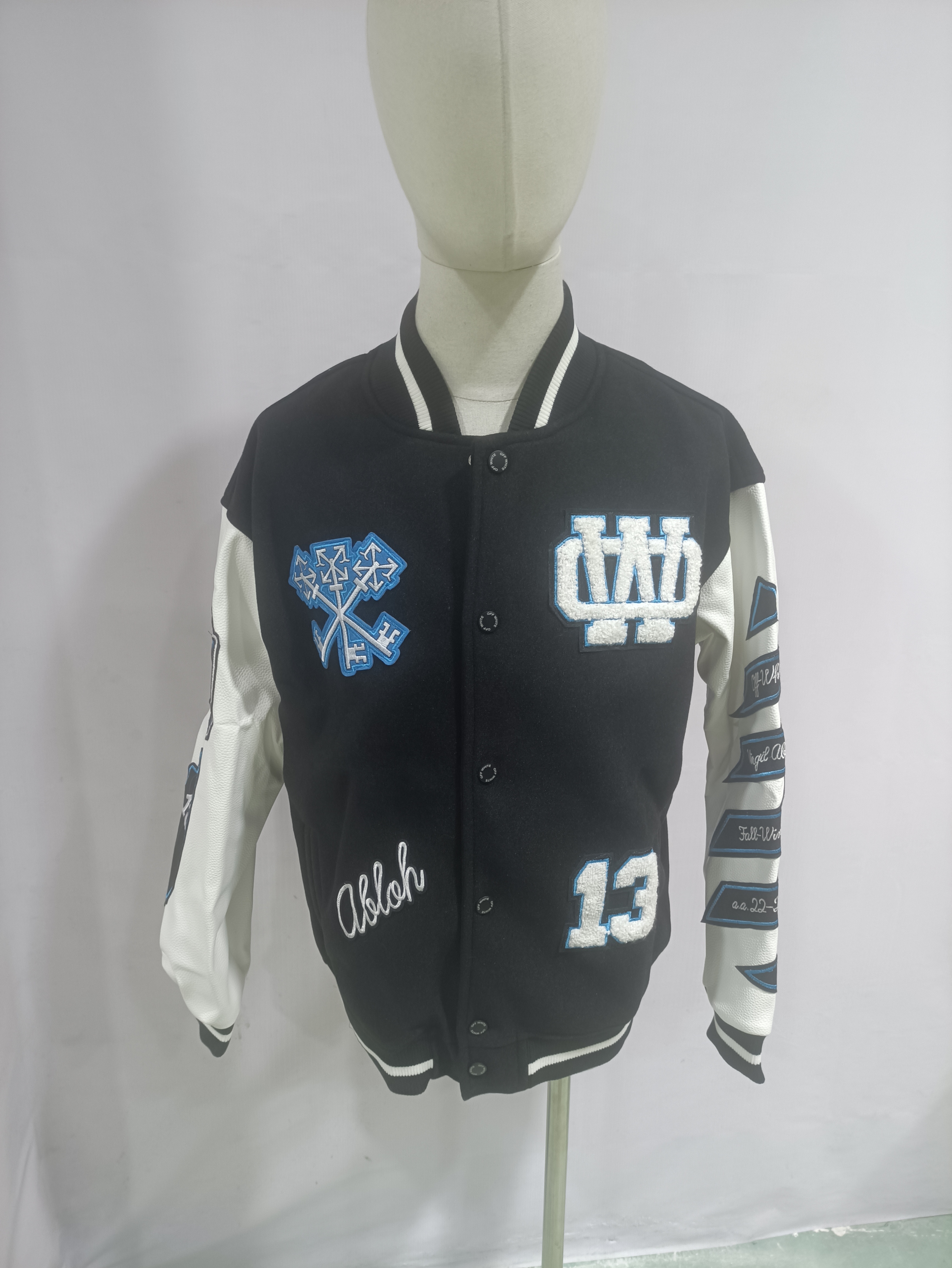 Off White Jacket Heavy Industry Embroidery with Cotton Clip，S008