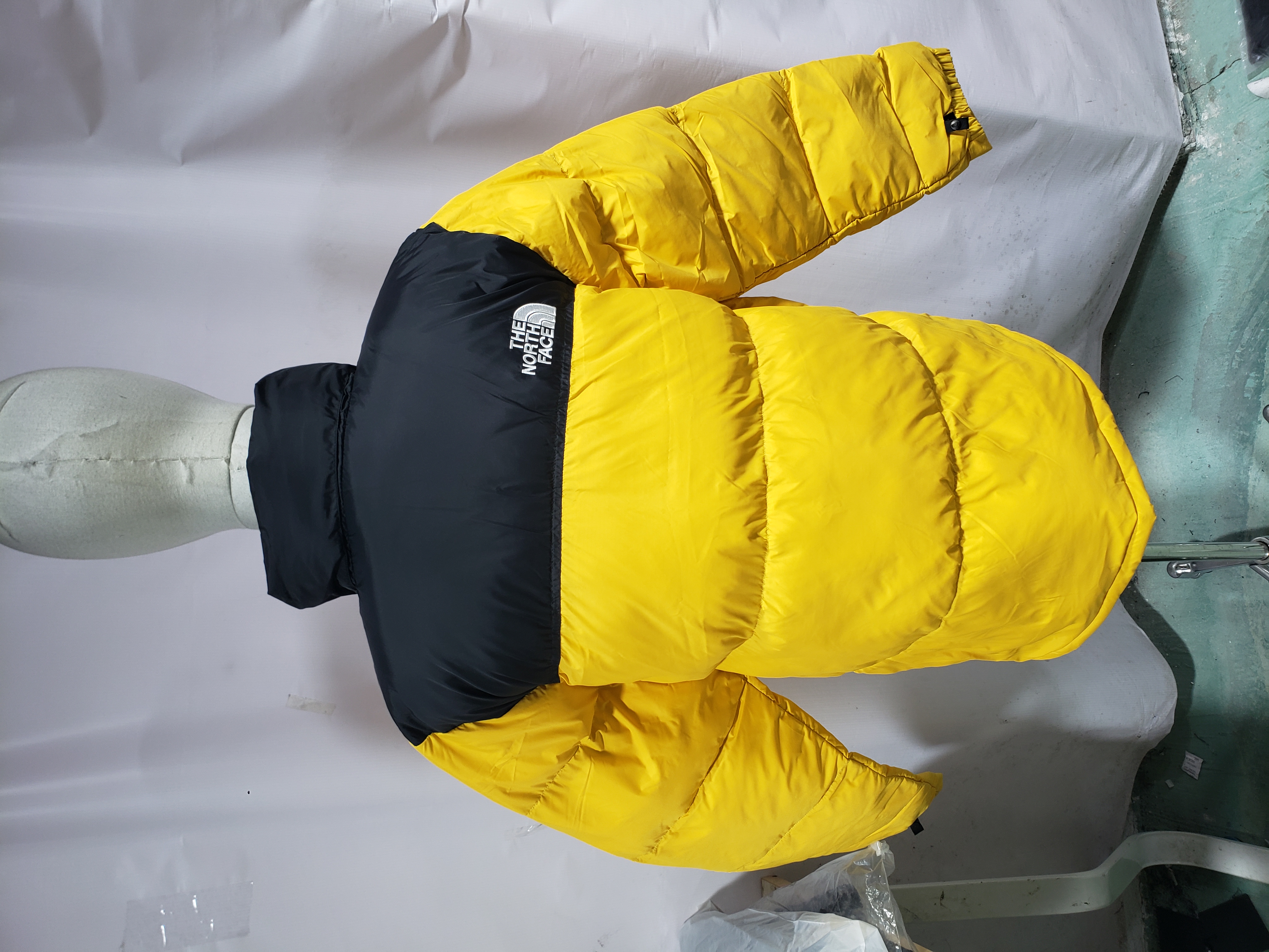 TheNorthFace Splicing White And Red Yellow Long-sleeved down jacket