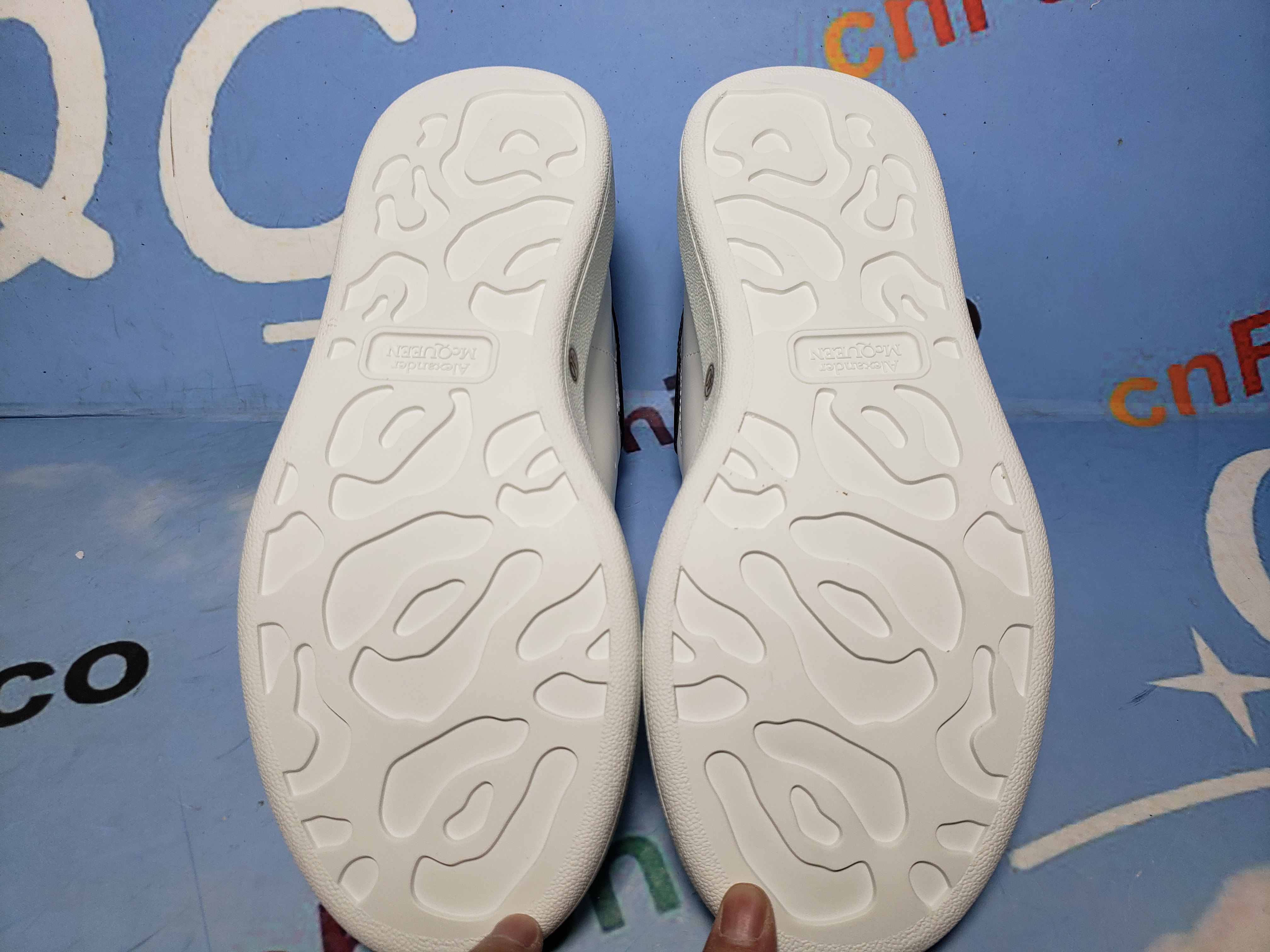 PKGoden Alexander McQueen Sneaker Dlack Skin