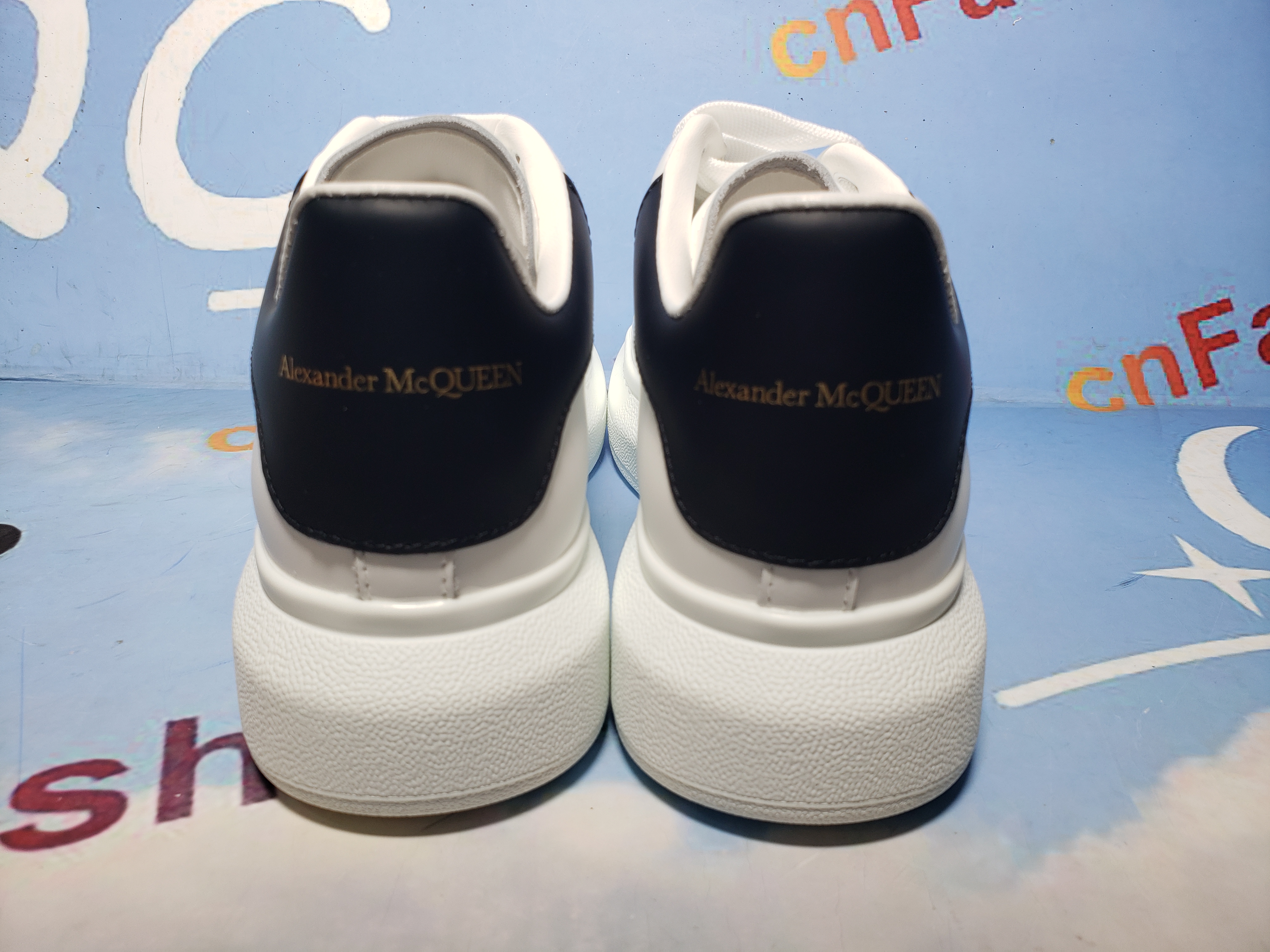 PKGoden Alexander McQueen Sneaker Dlack Skin