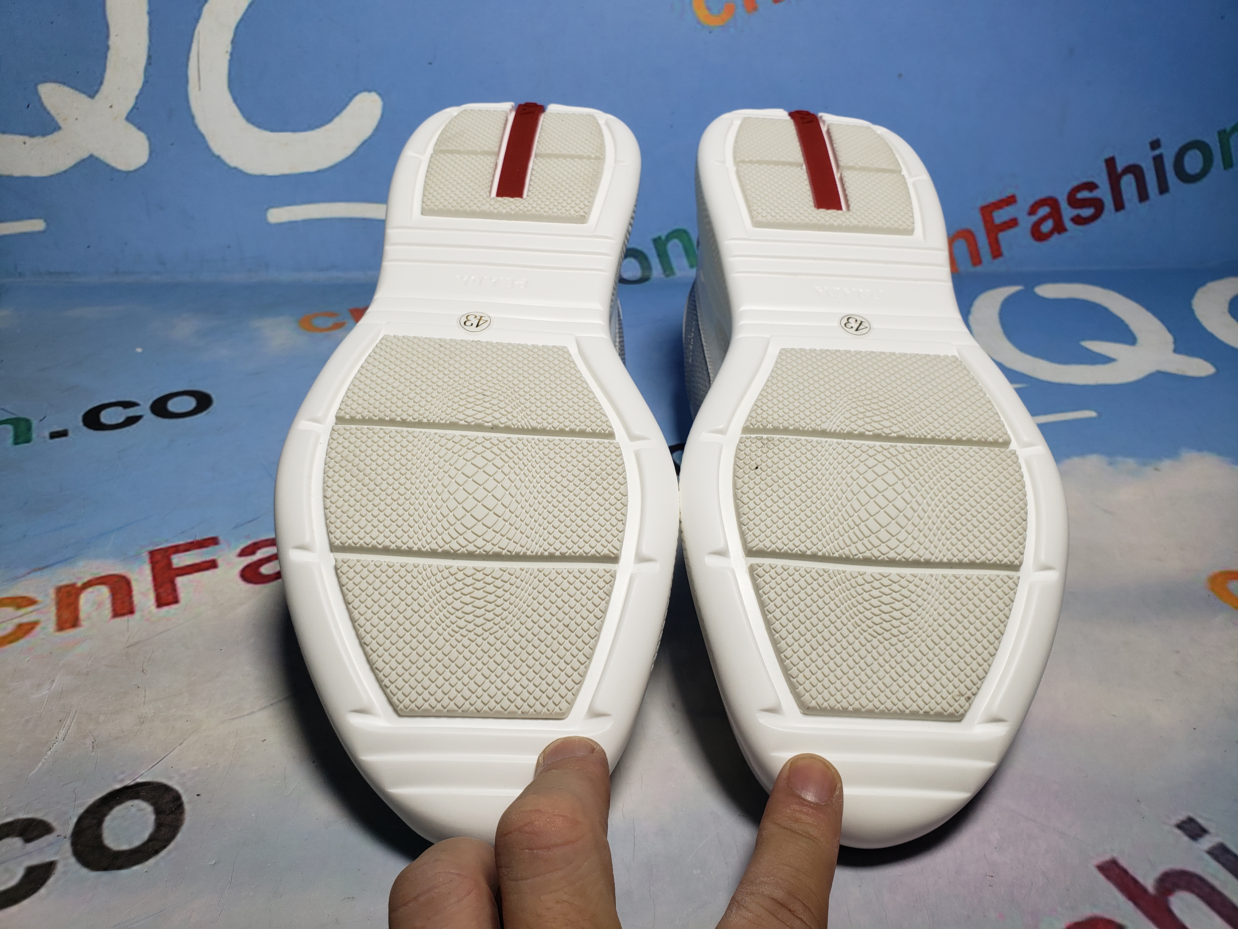 PKGoden Prada White Silver