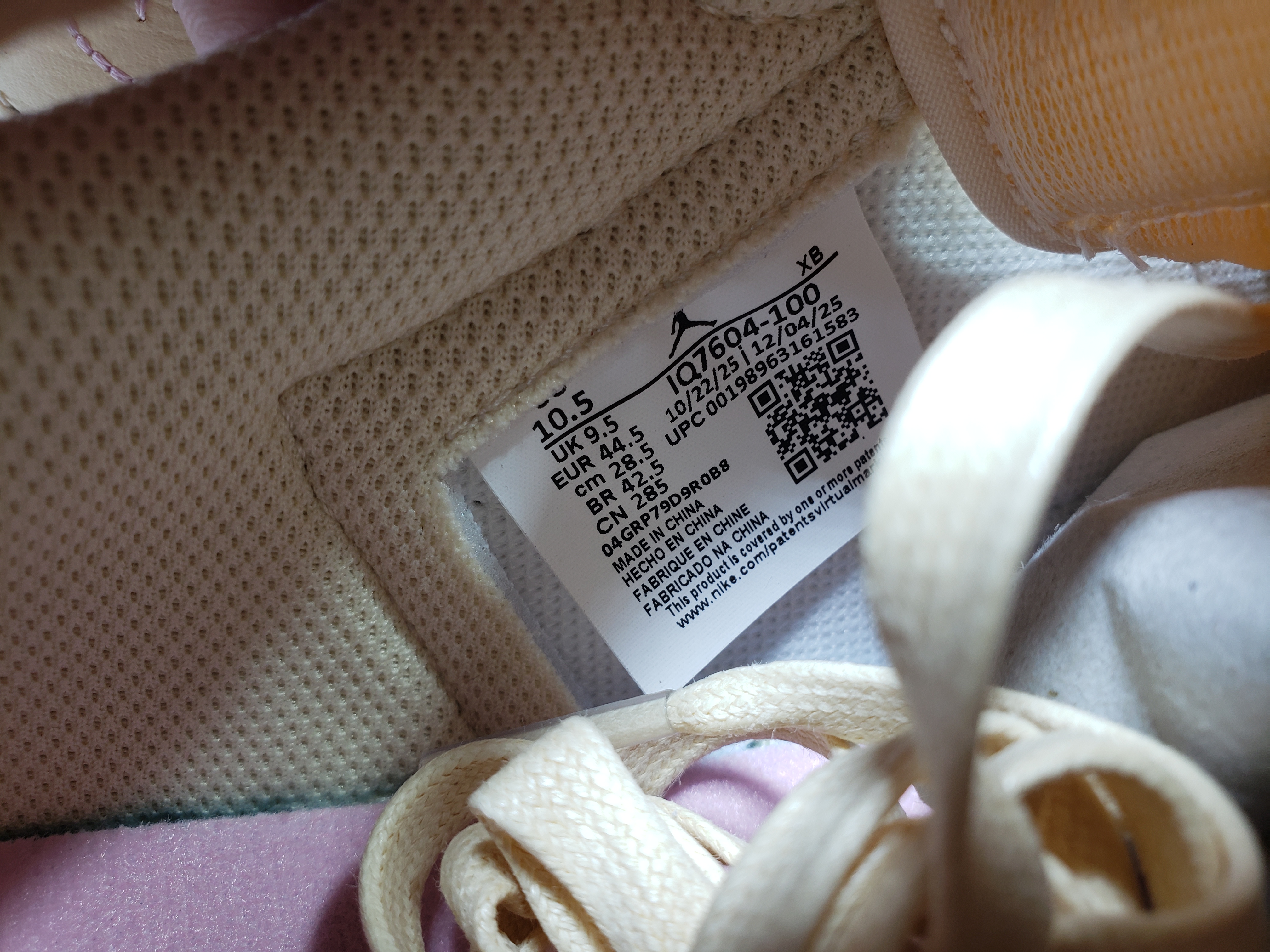 PKGoden Travis Scott x Air Jordan 1 Low Reverse Hook Powder IQ7604-100