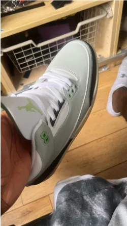 OG Jordan 3 Retro Chlorophyll 136064-006 review feedback from WhatsApp customers 02