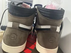 PKGoden Air Jordan 1 Retro High Travis Scott,CD4487-100 review Santi_corpz 02