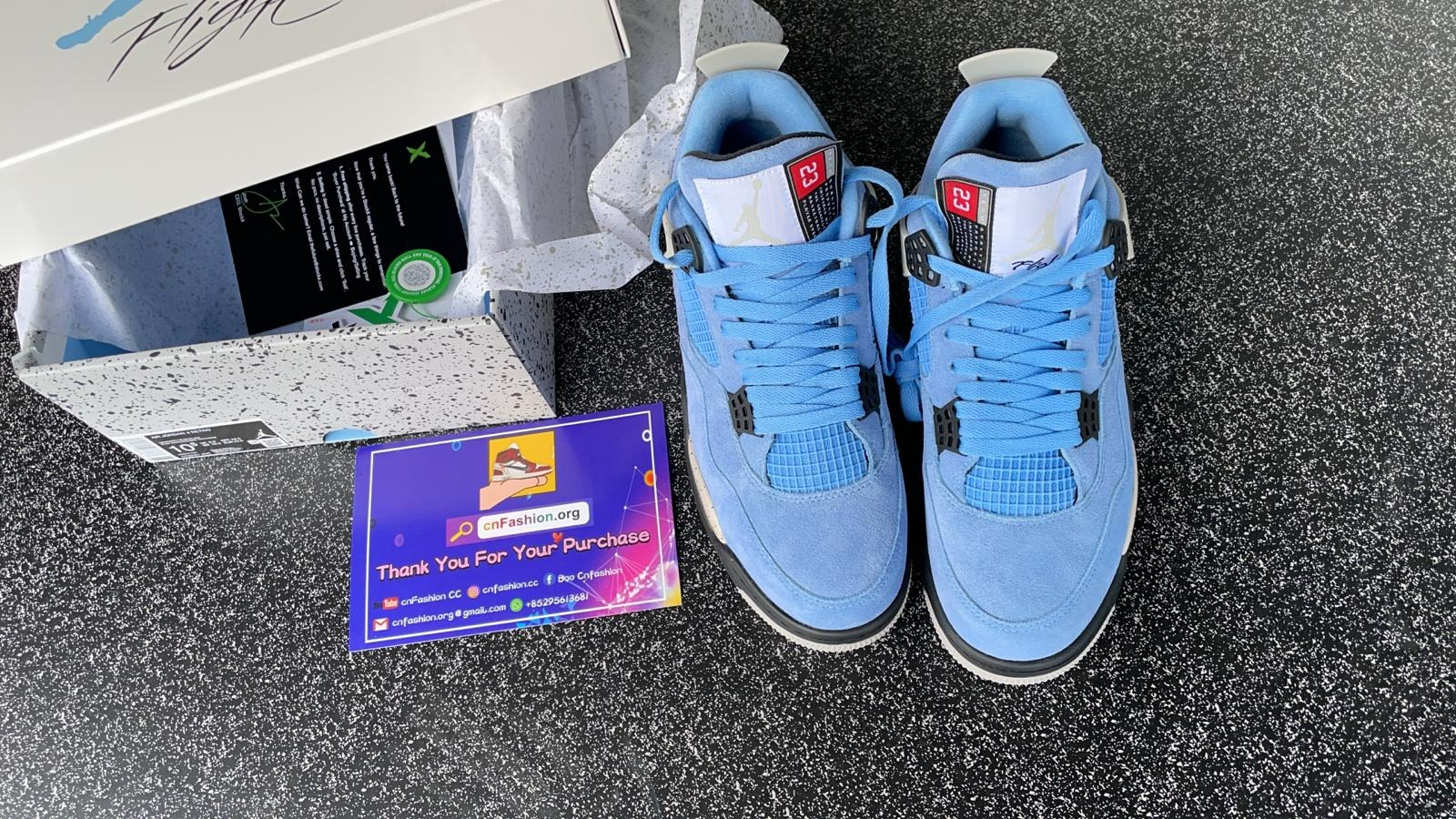 PKGoden Jordan 4 Retro University Blue CT8527-400 review lope 02