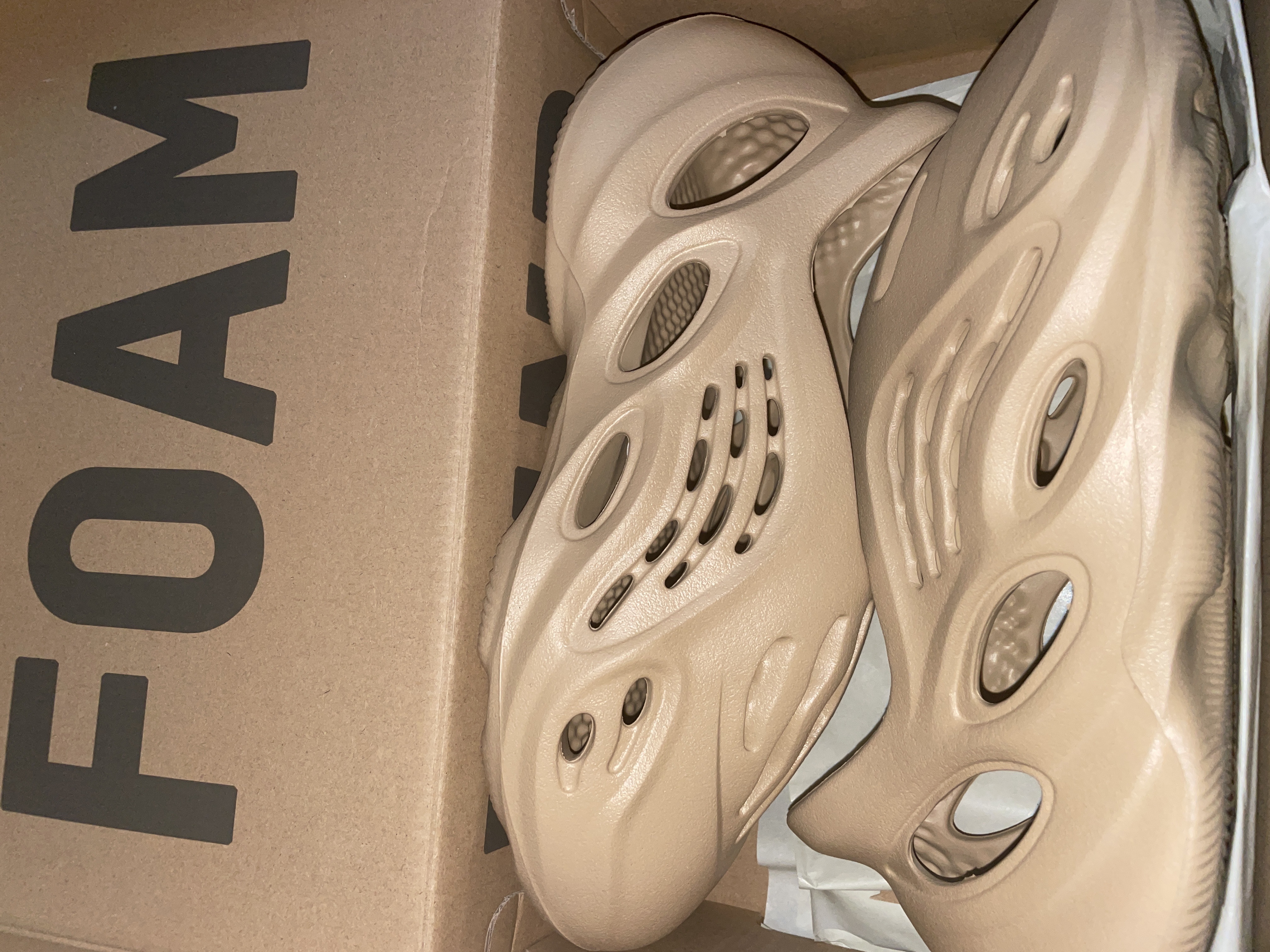 OG Yeezy Foam RNNR Ochre, GW3354 review 0