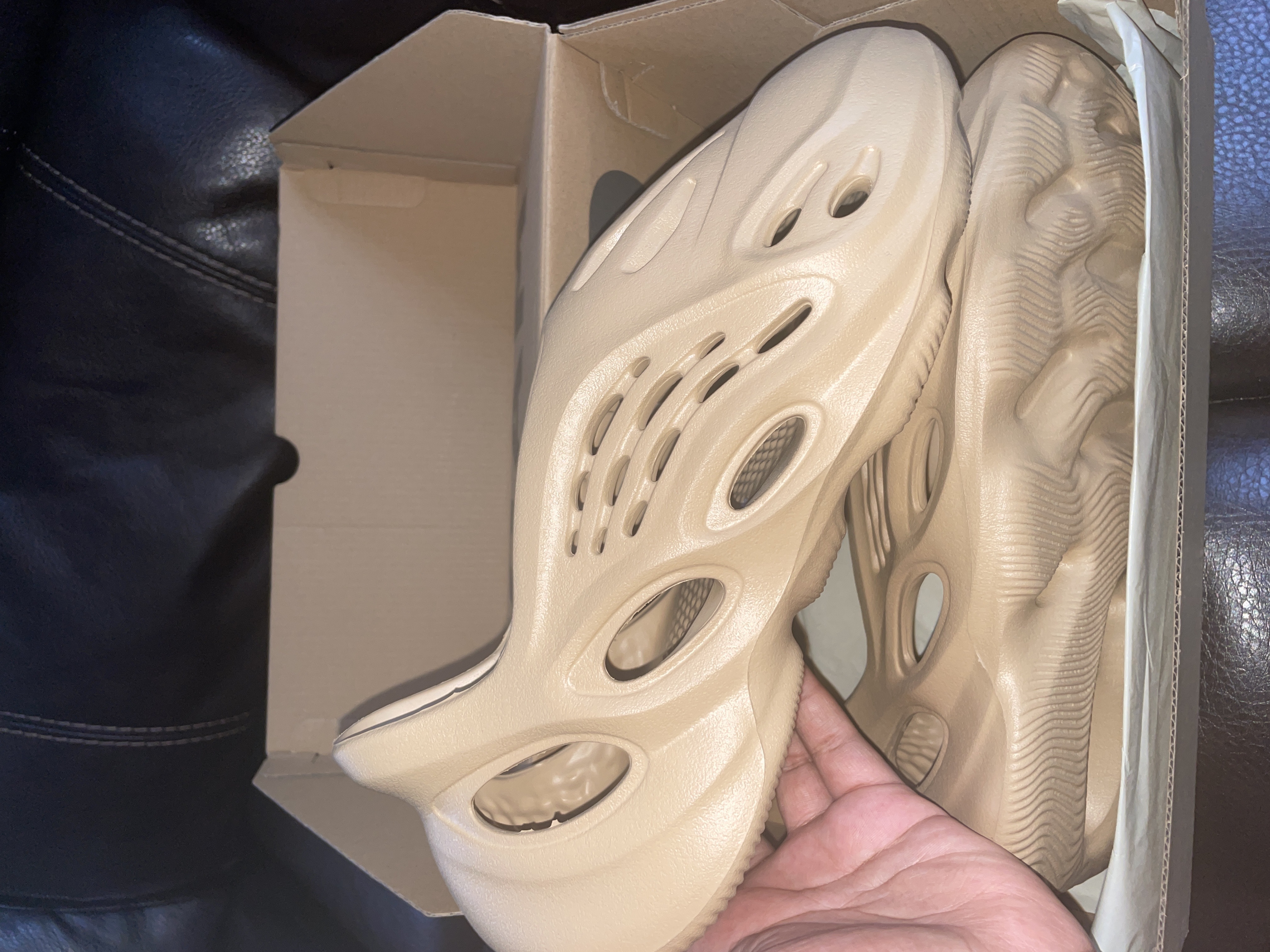 OG Yeezy Foam RNNR Ochre, GW3354 review 1