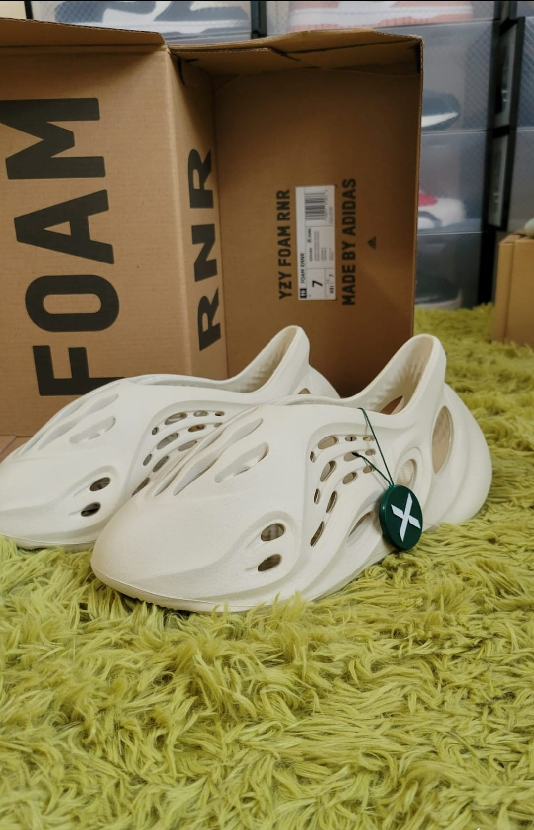 OG Yeezy Foam RNNR Ararat review lopez