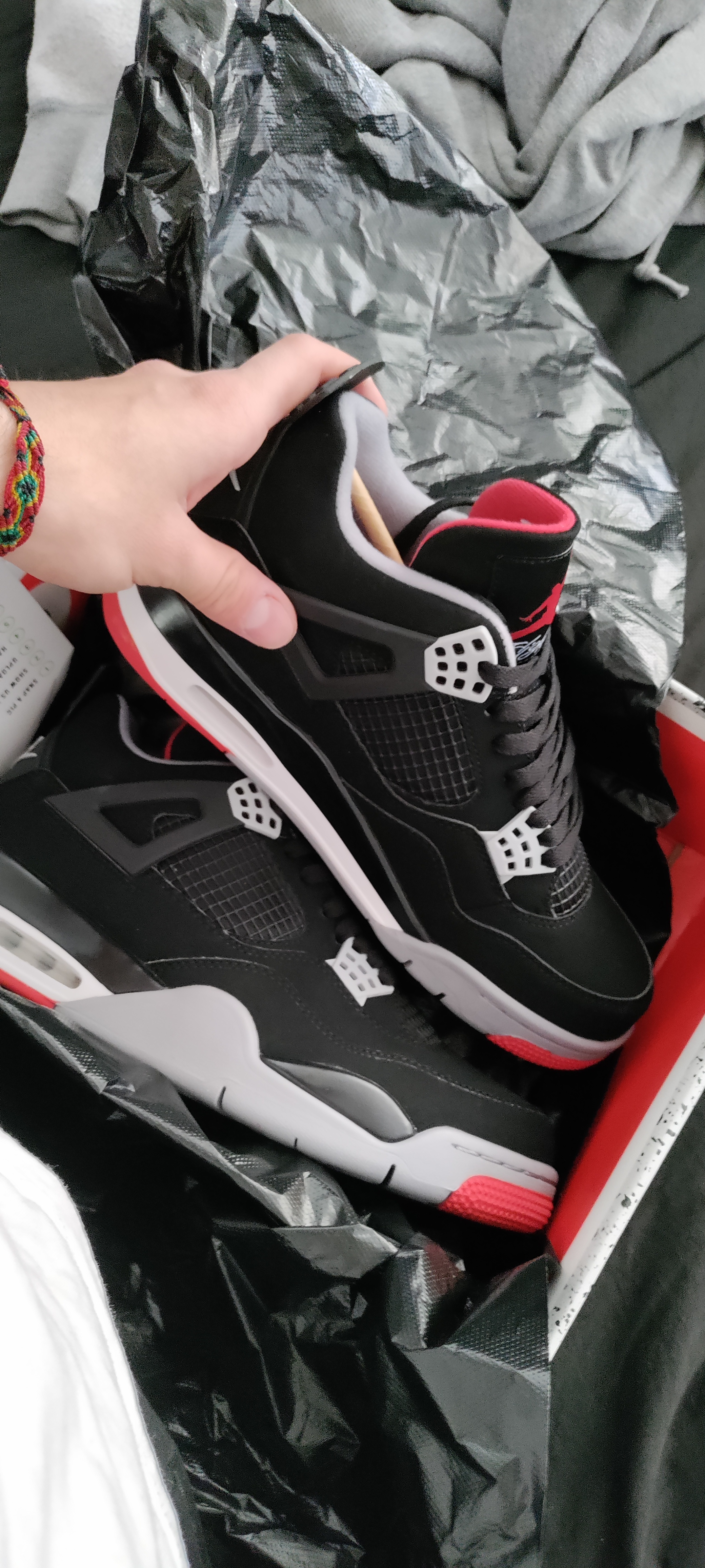 PKGoden Air Jordan 4 Retro Bred (2019) review Fernando Cabrera