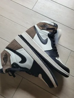 BMLIN Jordan 1 Retro High Dark Mocha ,555088-105 review Leo 04