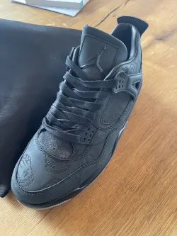 PKGoden Jordan 4 Retro Kaws Black  review Kolokotronis  03
