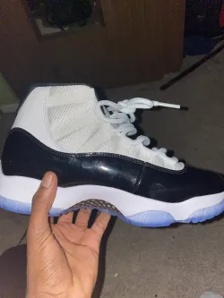 OG Jordan 11 Retro Concord (2018) review Drippy Spidey Man 01
