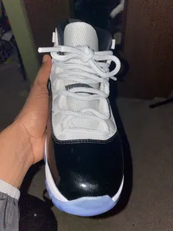 OG Jordan 11 Retro Concord (2018) review Drippy Spidey Man 04