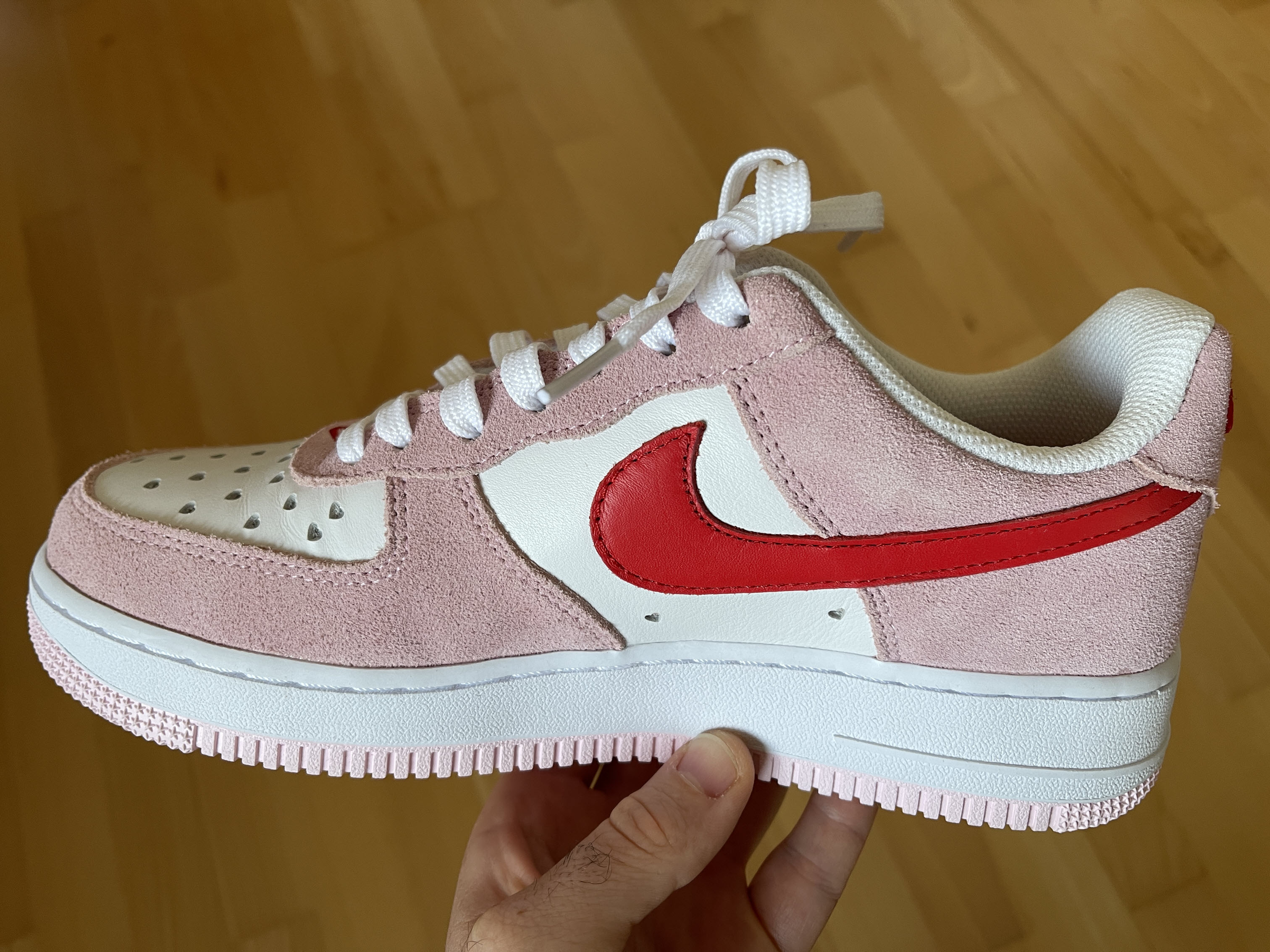 PKGoden Air Force 1 07 QS Valentine's Day Love Letter review Pitcher 04