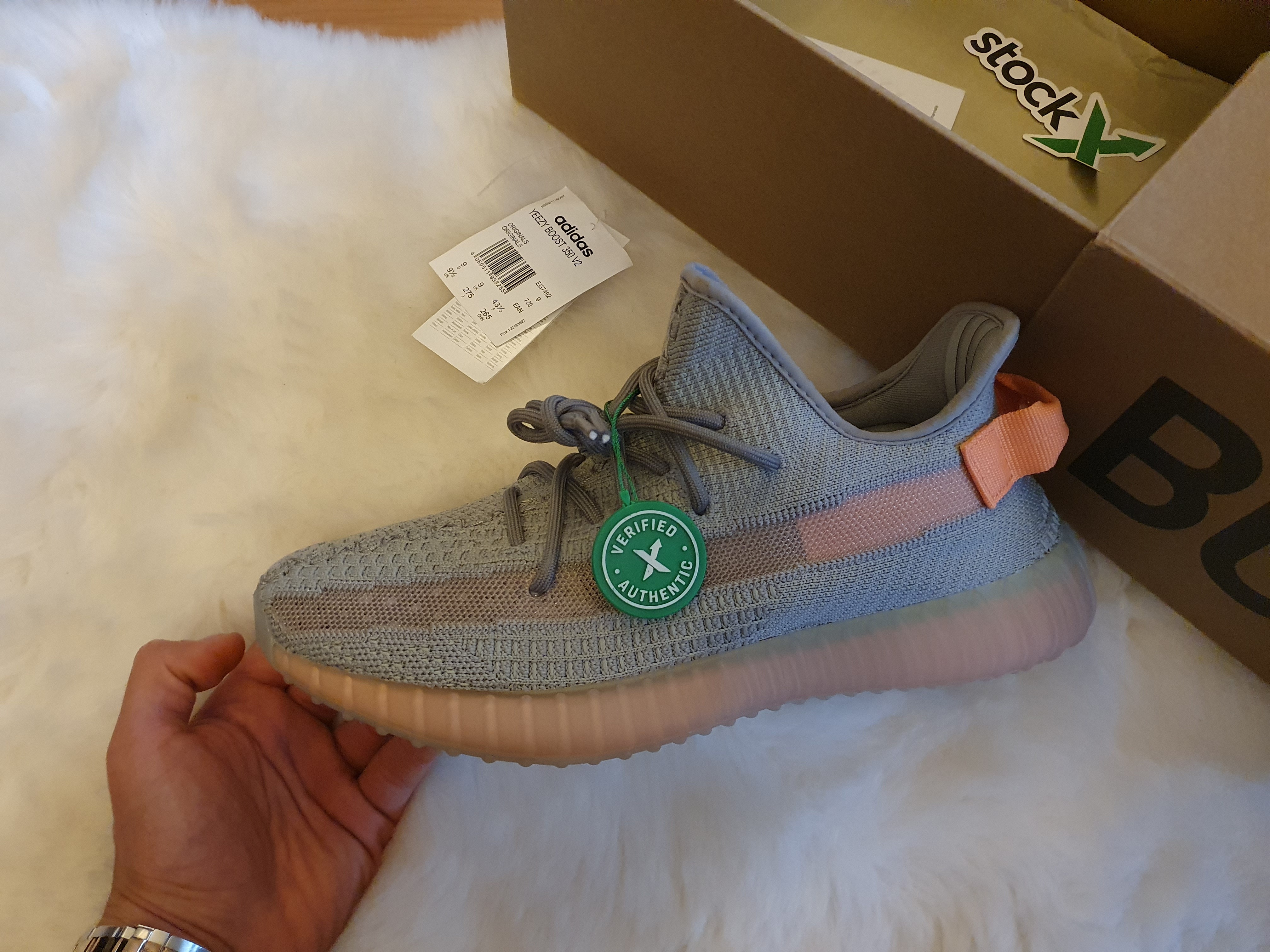 BMLin Yeezy Boost 350 V2 Trfrm review Kevin R. 02