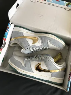 PKGoden SB Dunk Low Sean Cliver review Iron 01