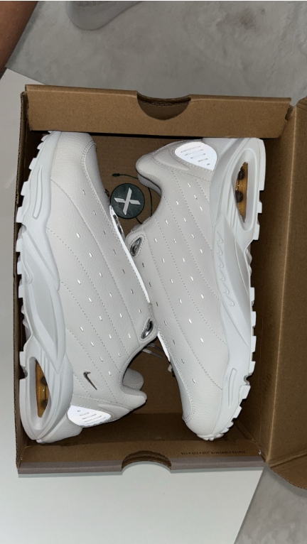 N Hot Step Air Terra Drake NOCTA Triple White review 0