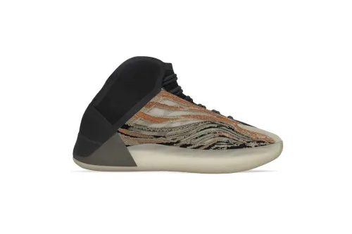 YEEZY QNTM latest color scheme 