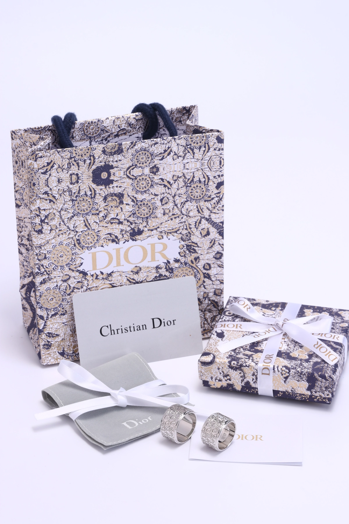 cnFashion activity：Free Dior Ring