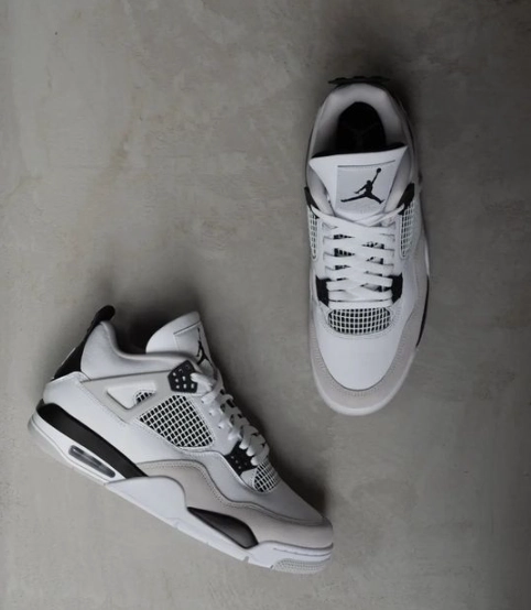 Jordan 4 military black fake vs real ?