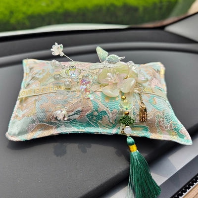 Charcoal Sachet Light Green 01