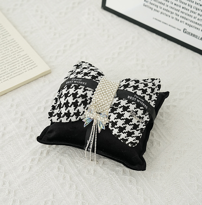 Double Bow Pearl Charcoal Bag - Hague