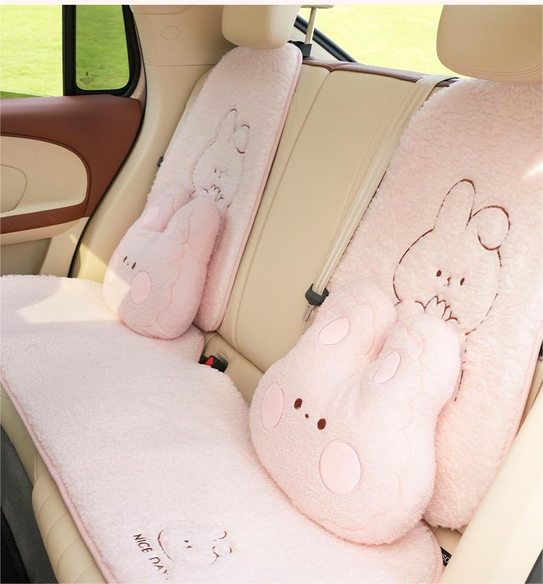 Steamed Velvet Cushion Rabbit Lazyback