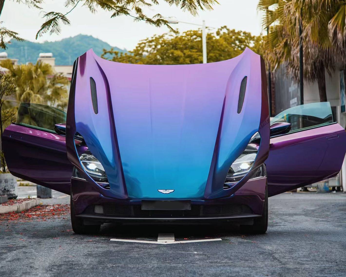 PET Magic Spectral Blue Car Wrap