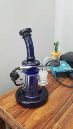 Best Tornado Klein Recycler Bongs Showerhead Perc Heady Glass Oil Dab Rigs review Kelci
