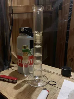 12 Inch Cheap Straight Tube Clear Bongs Triple Honeycomb Perc Glass Water Pipes review Liam
