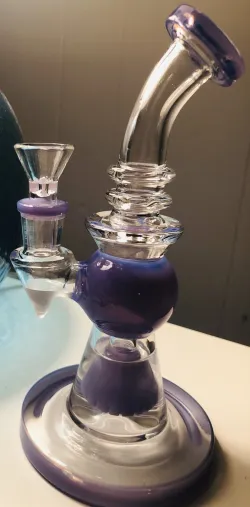 8 Inch Heady Glass Bong Little Beaker Dab Rig Showerhead Perc Water Pipe review Brooke Fassnacht 01