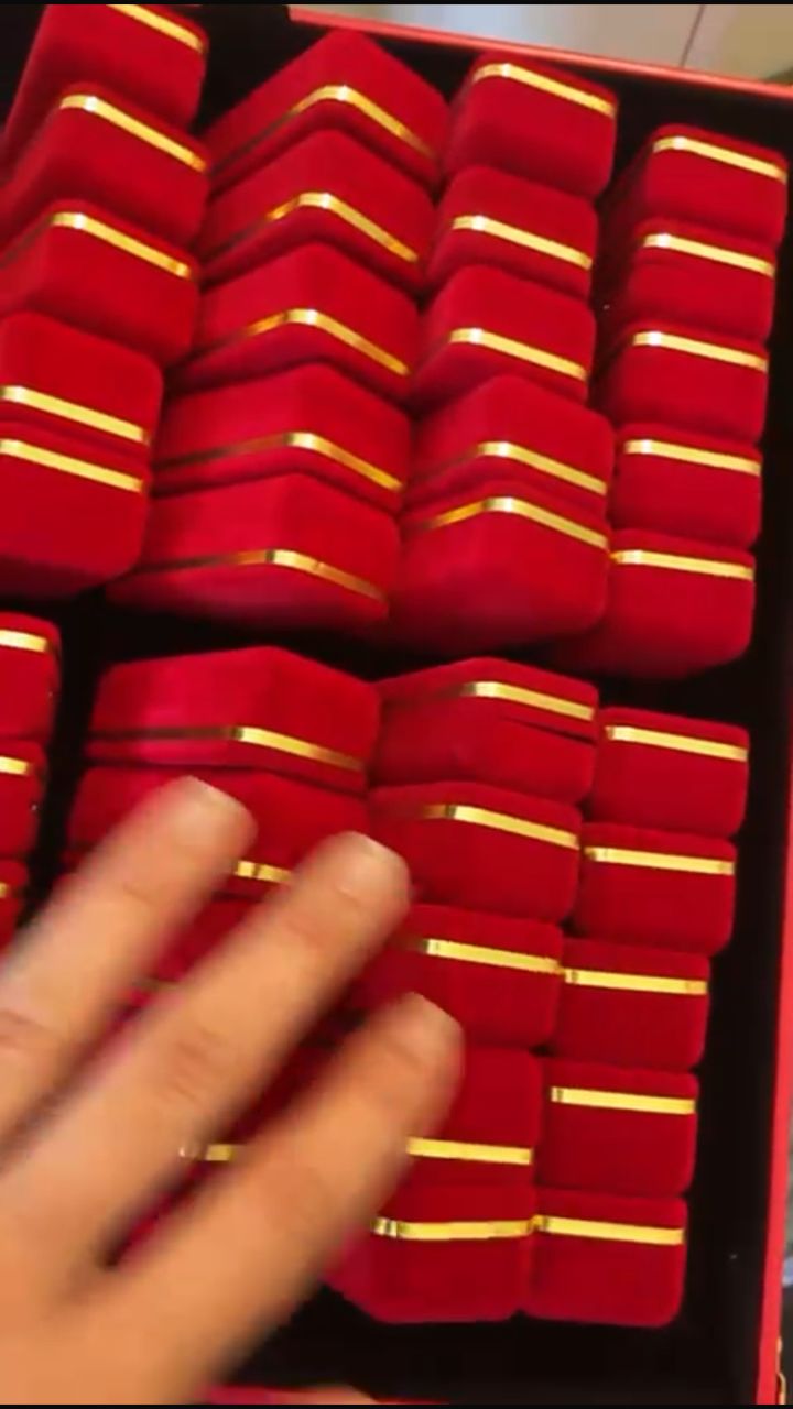 ACE Ultra Red 2g Empty Disposable Vape review Wallace