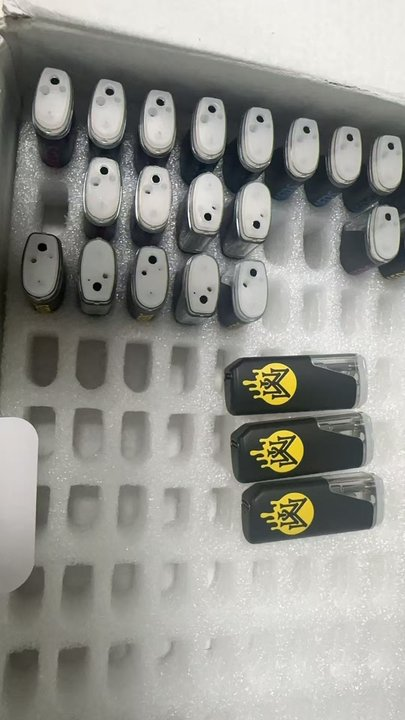 USA Muha Meds Spring Empty 2g LED Disposable Vape review royal2