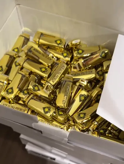 ACE Ultra Premium Black Badge 2g Empty Disposable Vape review Peter1