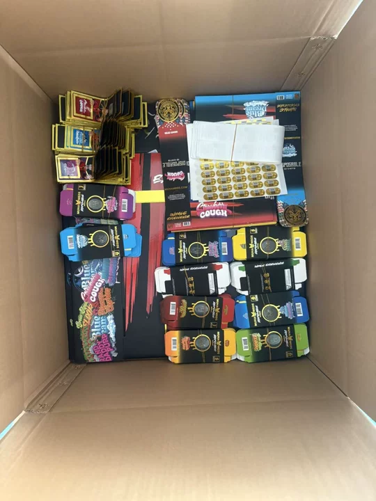 USA Muha Meds Spring Empty 2g LED Disposable Vape review peis1